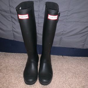 Black tall matte black hunter rain boots